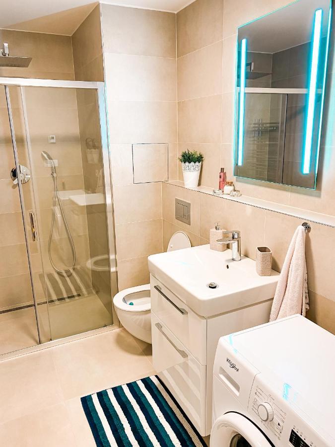 Lovely Studio Apartment, Free Parking 1,55 Hight Prague Exterior photo